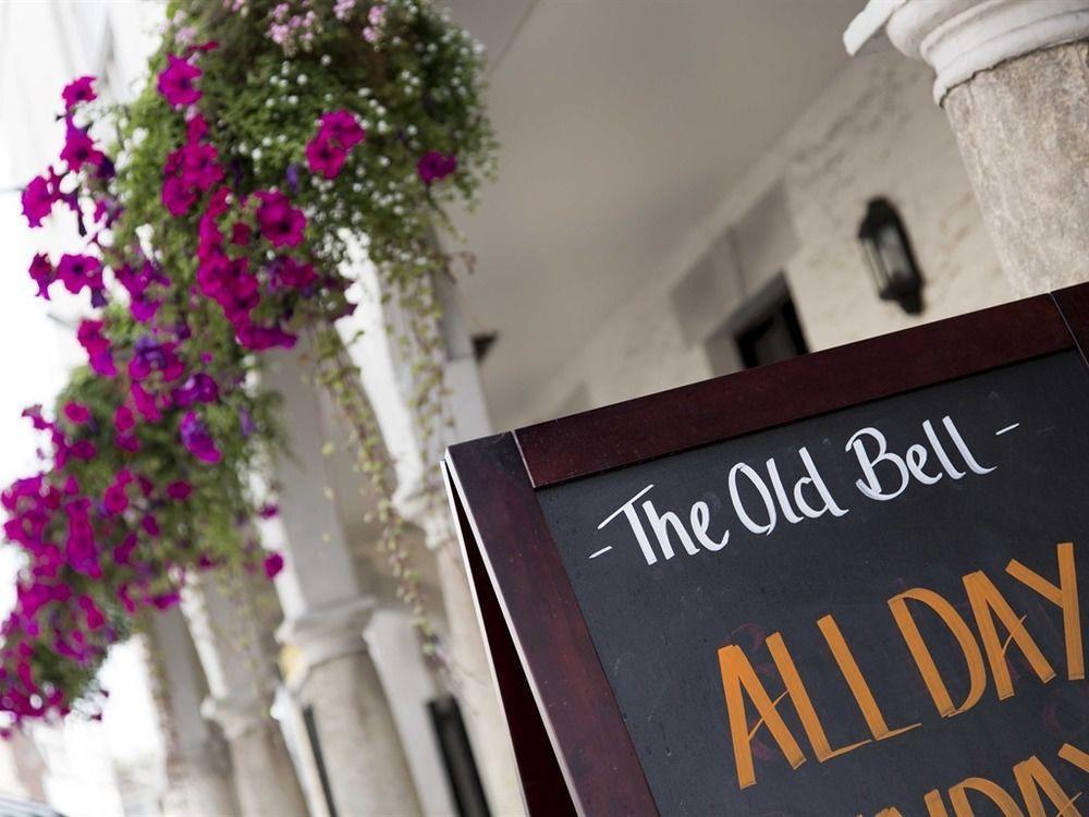 The Old Bell - Warminster Hotel Екстериор снимка